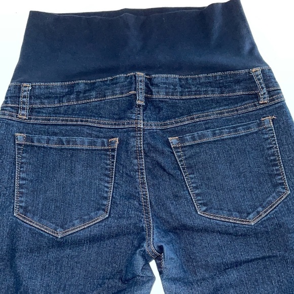 Thyme Maternity Jeans (hip measurements 32”) - Picture 4 of 10